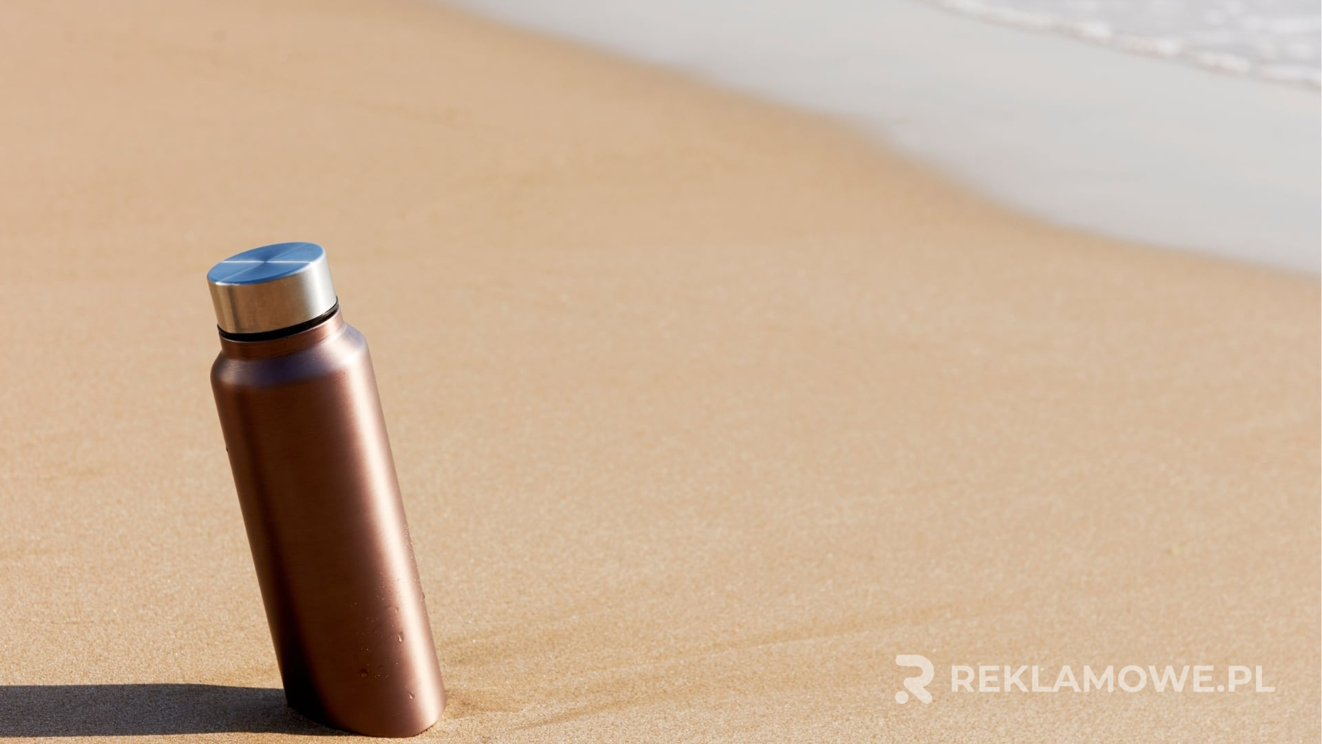 Butelka reklamowa jako element lojalnościowy