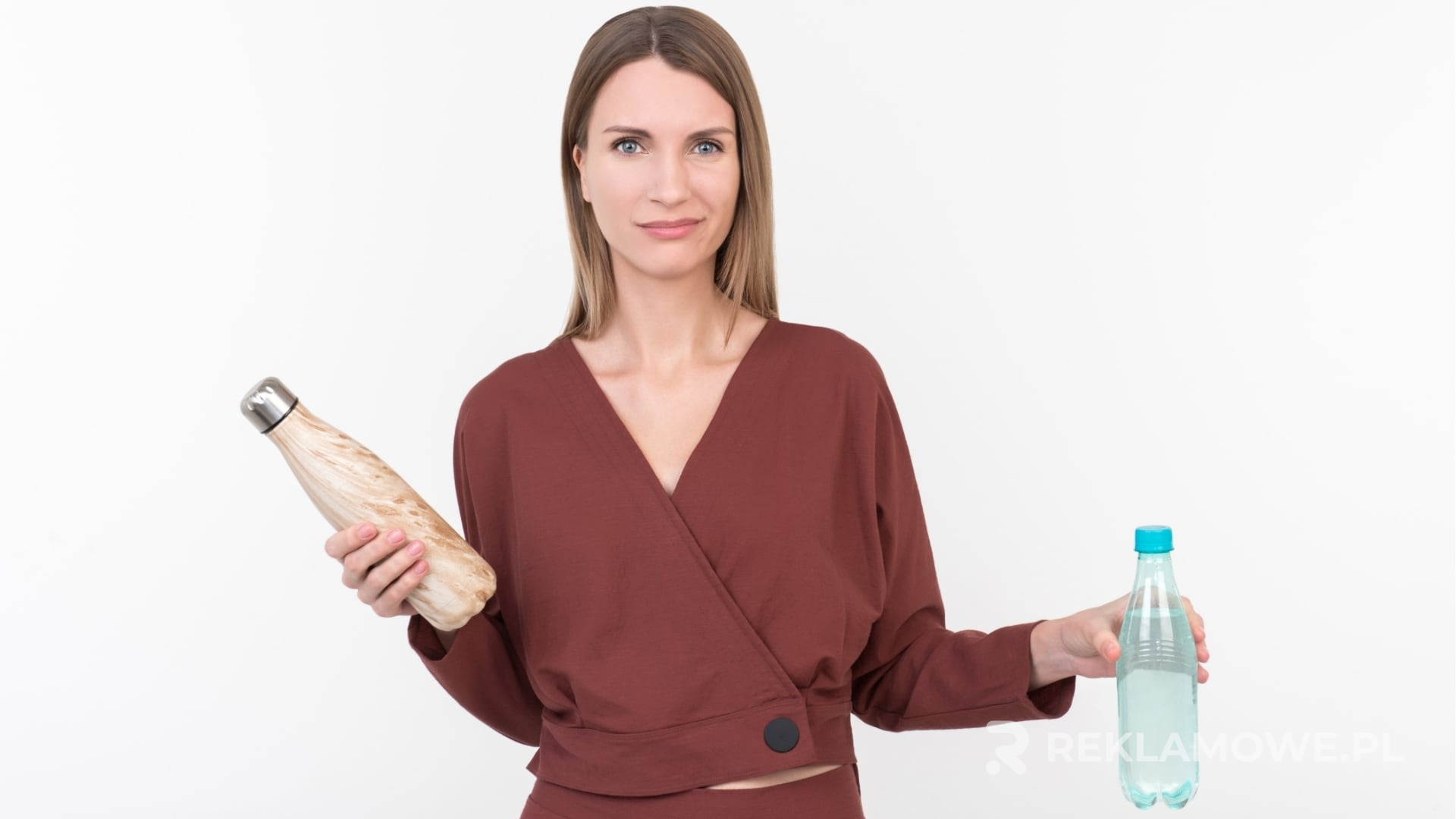 Najlepsze materiały do produkcji butelek reklamowych Zestaw butelek reklamowych z różnych materiałów