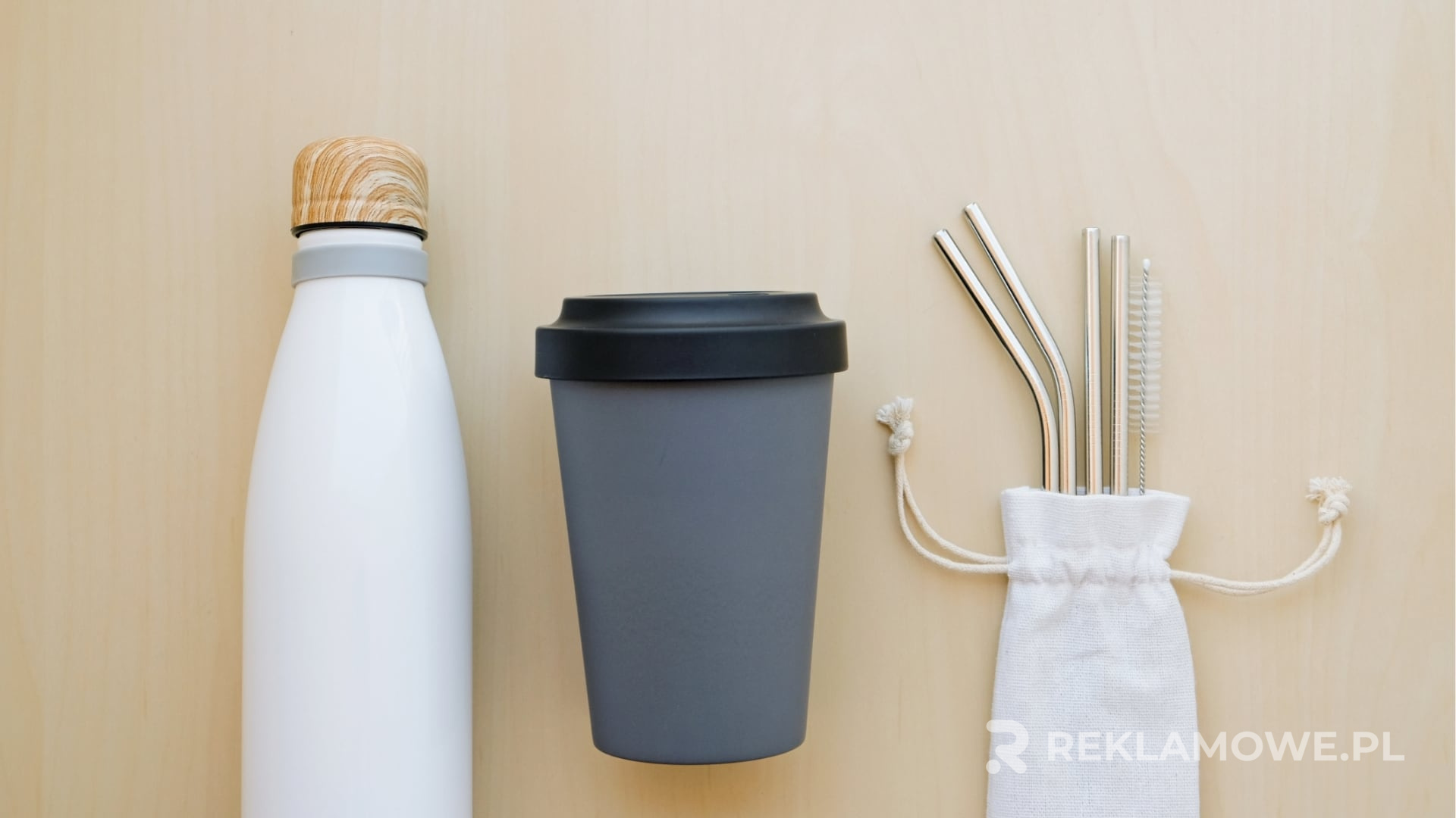 Buteleczki reklamowe promujące zdrowy styl życia